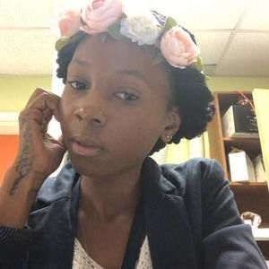 Meet your Posher, Johnnay